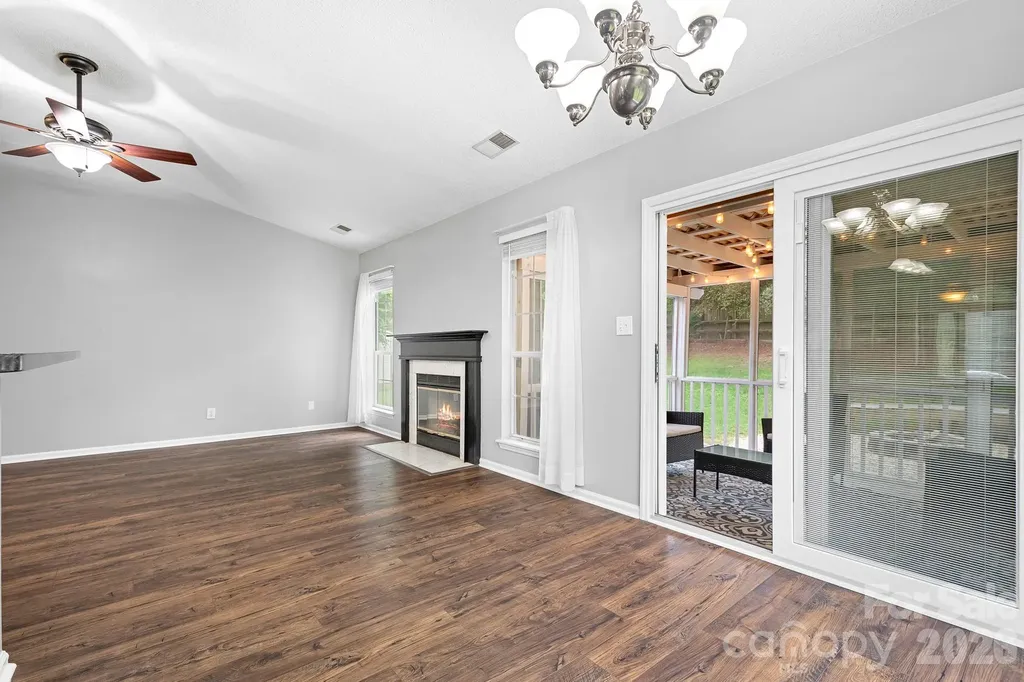 8940 Raven Park Drive Charlotte NC 28216