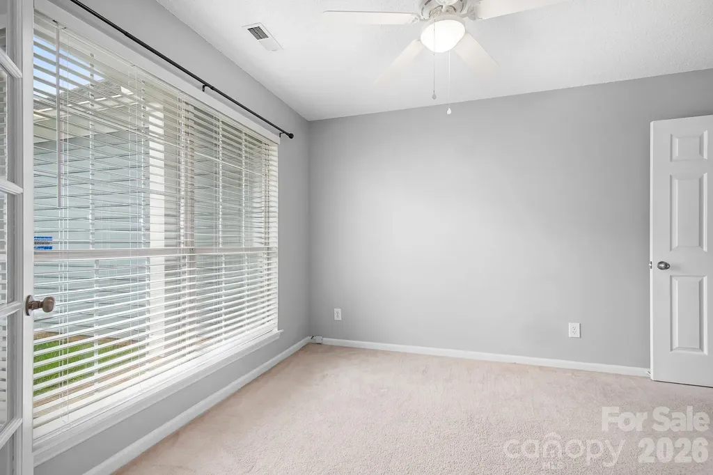 8940 Raven Park Drive Charlotte NC 28216