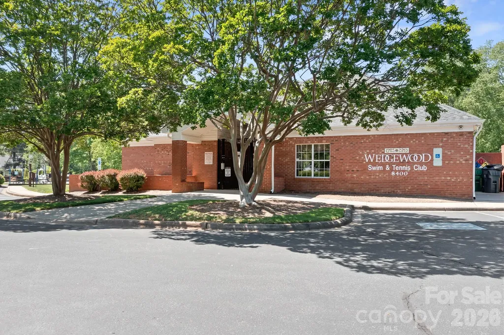 8940 Raven Park Drive Charlotte NC 28216