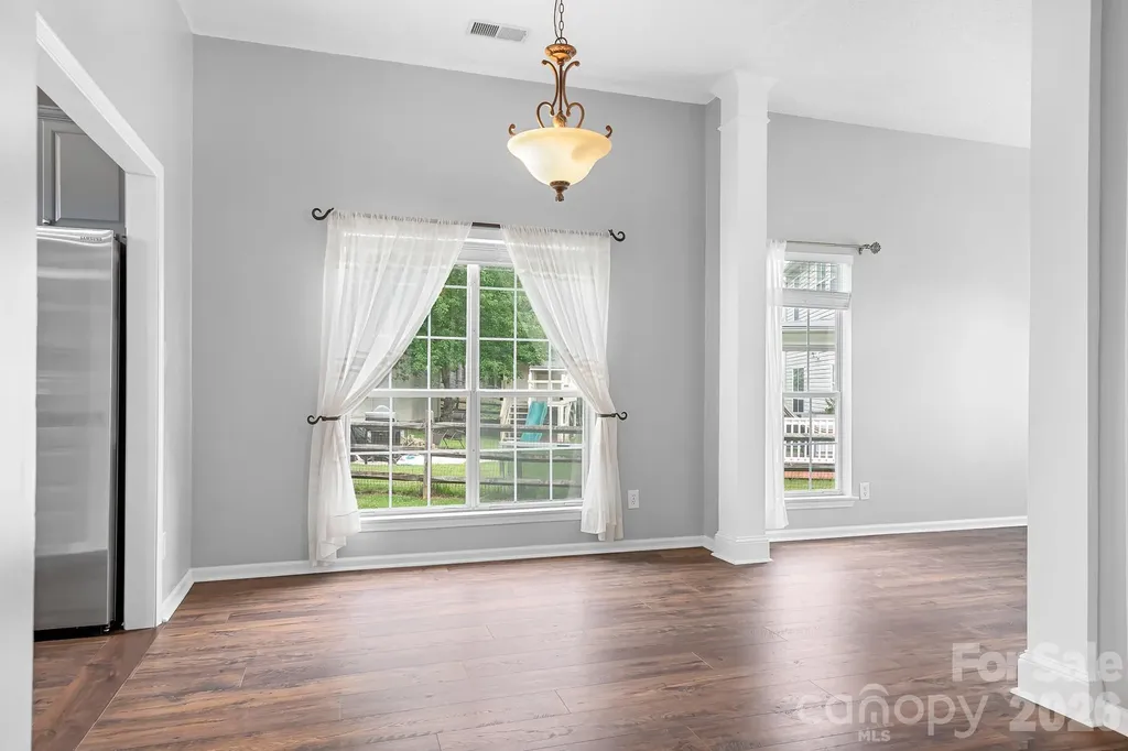 8940 Raven Park Drive Charlotte NC 28216