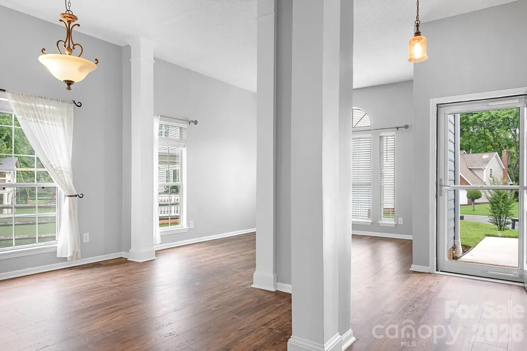8940 Raven Park Drive Charlotte NC 28216