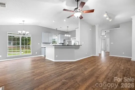 8940 Raven Park Drive Charlotte NC 28216