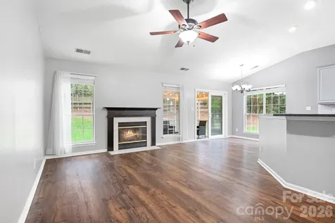8940 Raven Park Drive Charlotte NC 28216