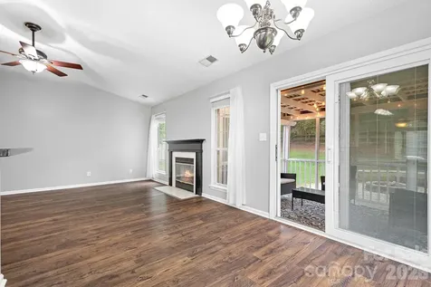 8940 Raven Park Drive Charlotte NC 28216