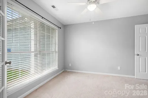 8940 Raven Park Drive Charlotte NC 28216