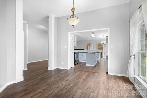 8940 Raven Park Drive Charlotte NC 28216
