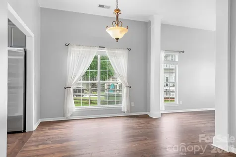 8940 Raven Park Drive Charlotte NC 28216
