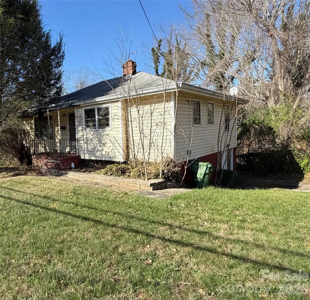 323 Pearson Drive Asheville NC 28801