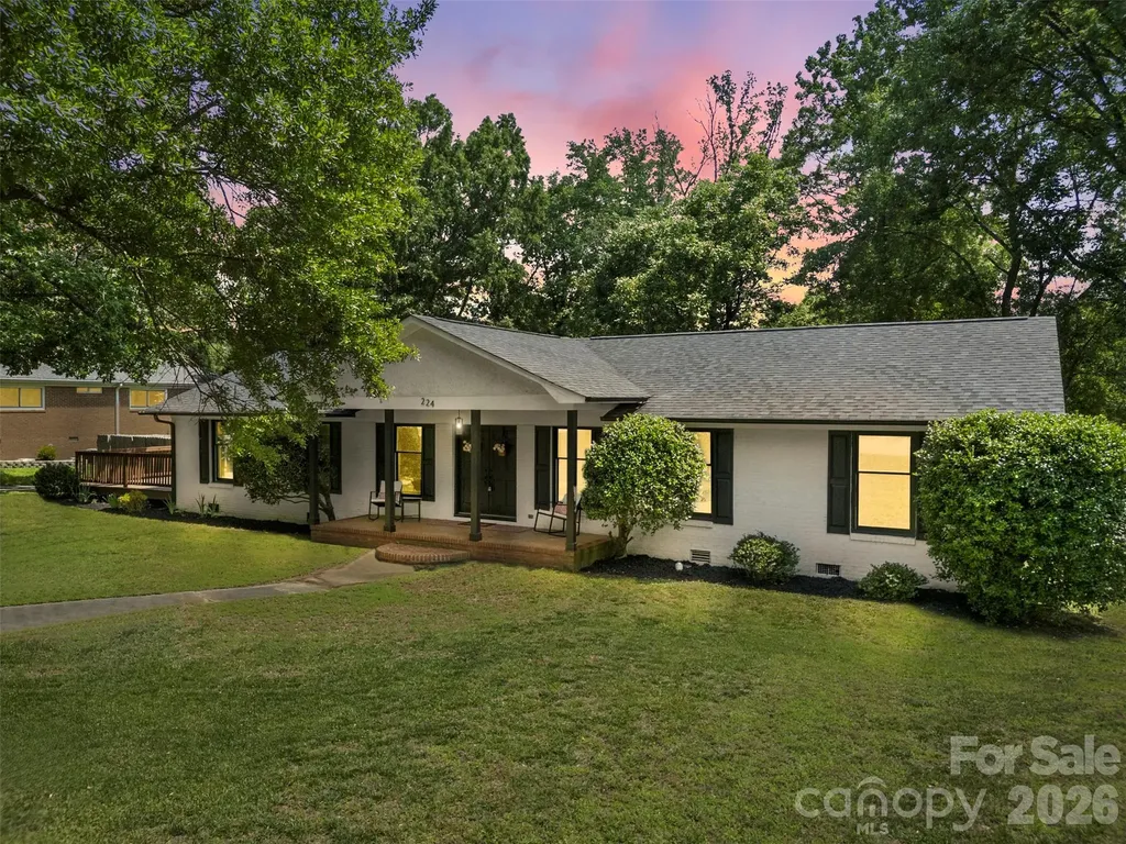 224 Sturbridge Drive Charlotte NC 28214