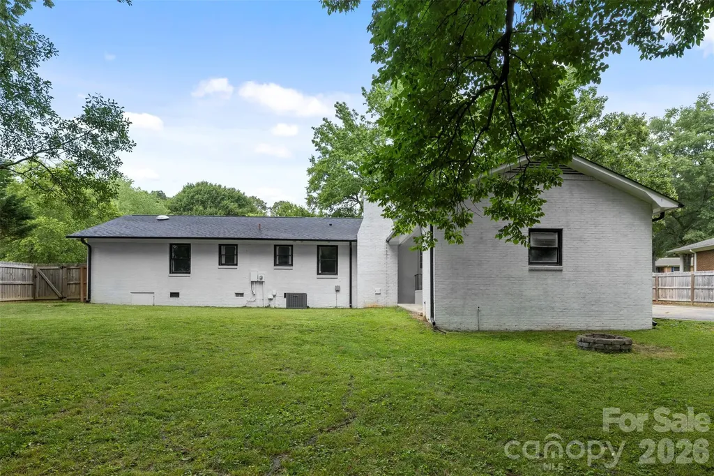 224 Sturbridge Drive Charlotte NC 28214