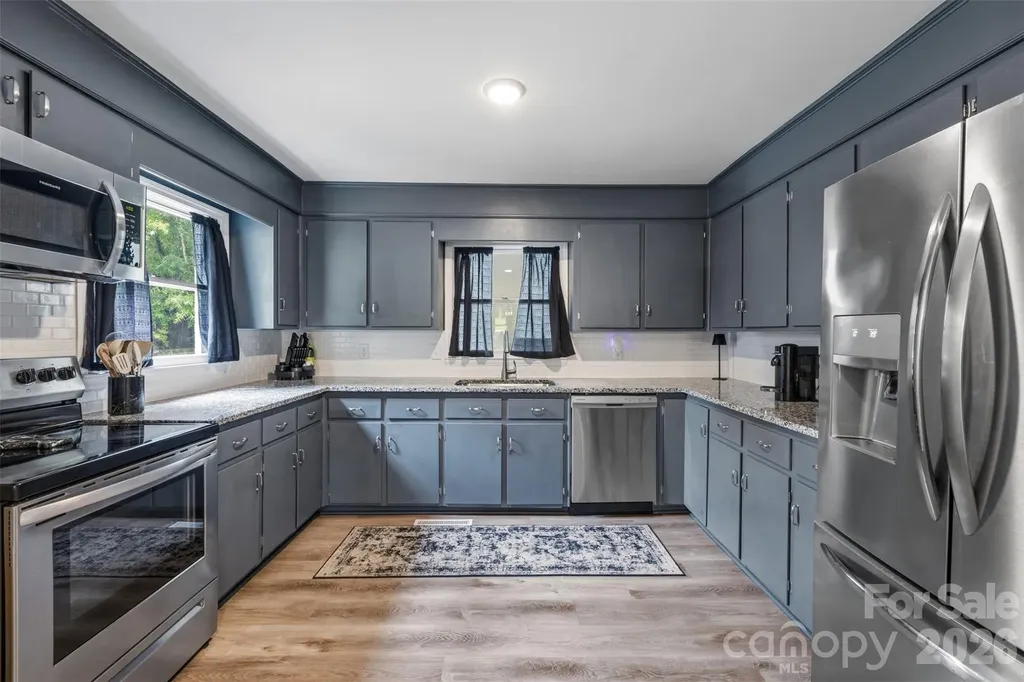 224 Sturbridge Drive Charlotte NC 28214
