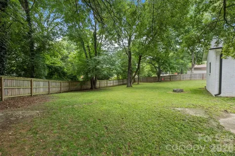 224 Sturbridge Drive Charlotte NC 28214