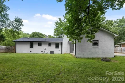 224 Sturbridge Drive Charlotte NC 28214