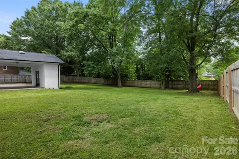 224 Sturbridge Drive Charlotte NC 28214