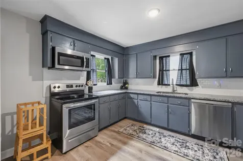 224 Sturbridge Drive Charlotte NC 28214