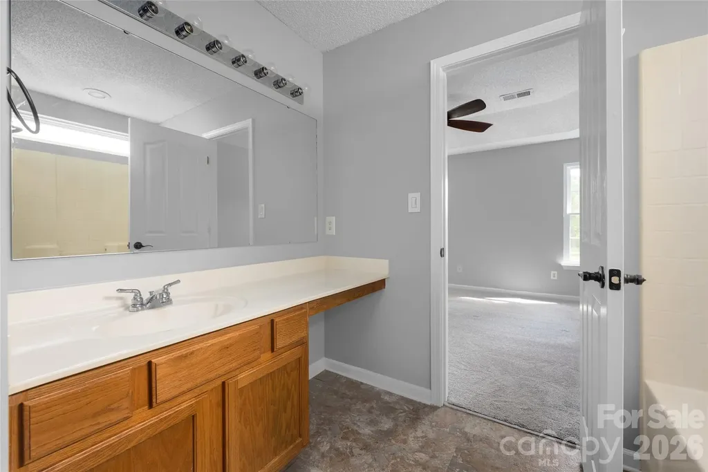 9535 Forest Path Drive Charlotte NC 28269