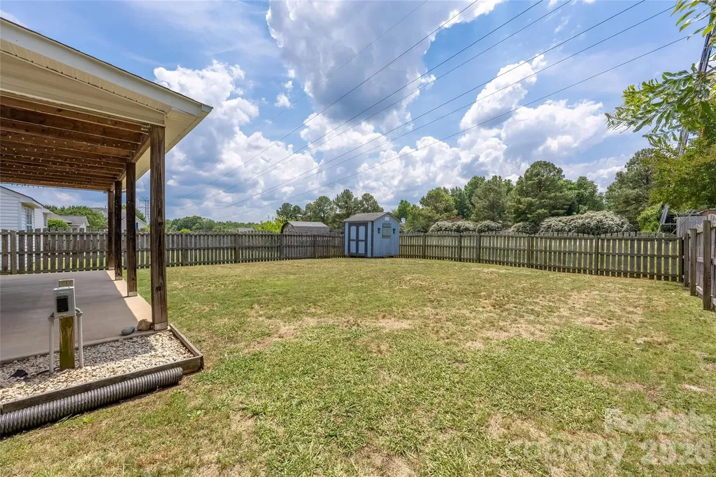 9535 Forest Path Drive Charlotte NC 28269
