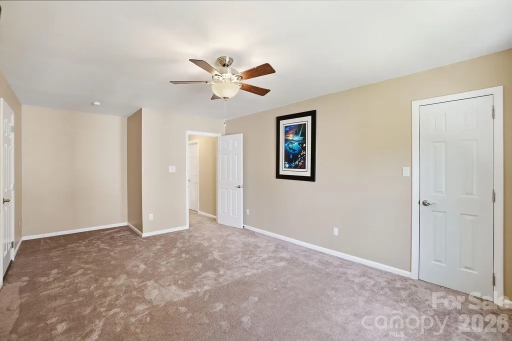 9912 Park Springs Court Charlotte NC 28210