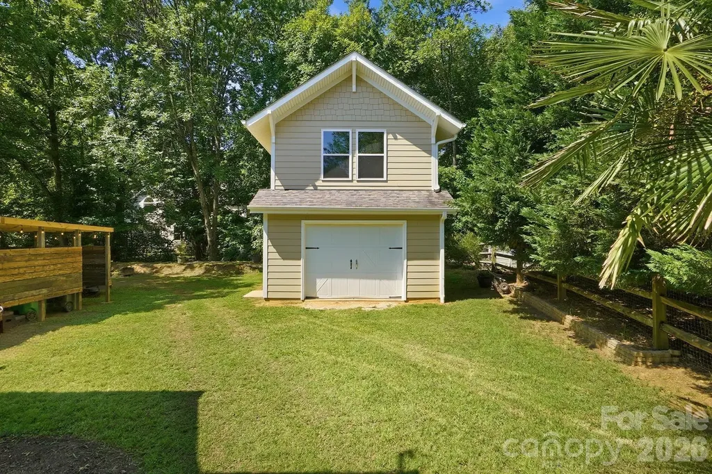9912 Park Springs Court Charlotte NC 28210