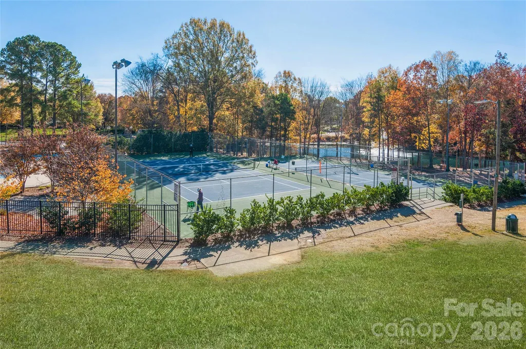 9912 Park Springs Court Charlotte NC 28210