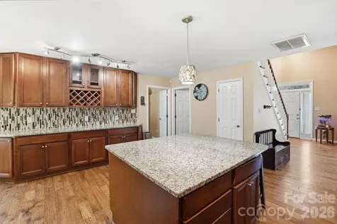 9912 Park Springs Court Charlotte NC 28210