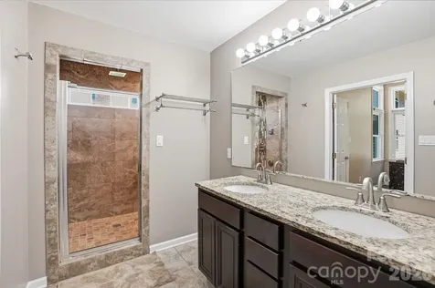 9912 Park Springs Court Charlotte NC 28210