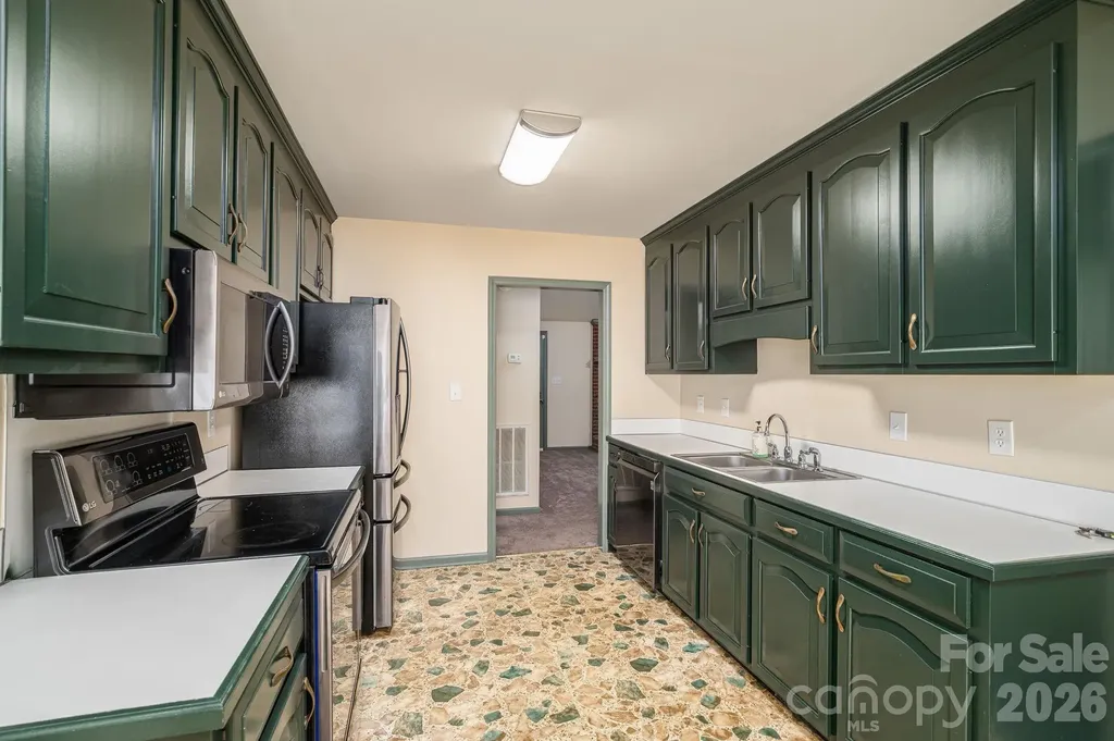 2316 Old Nc 27 Highway Mount Holly NC 28120