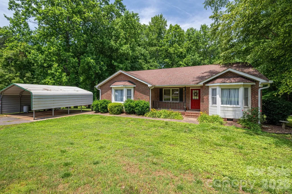 2316 Old Nc 27 Highway Mount Holly NC 28120