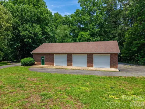 2316 Old Nc 27 Highway Mount Holly NC 28120