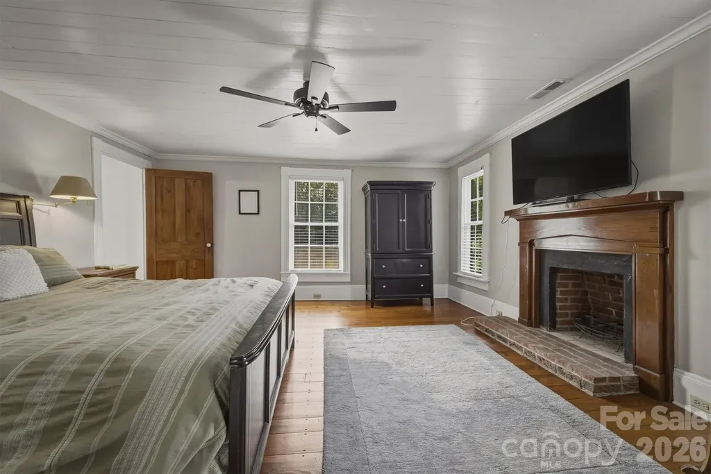 518 Lenoir Street Morganton NC 28655