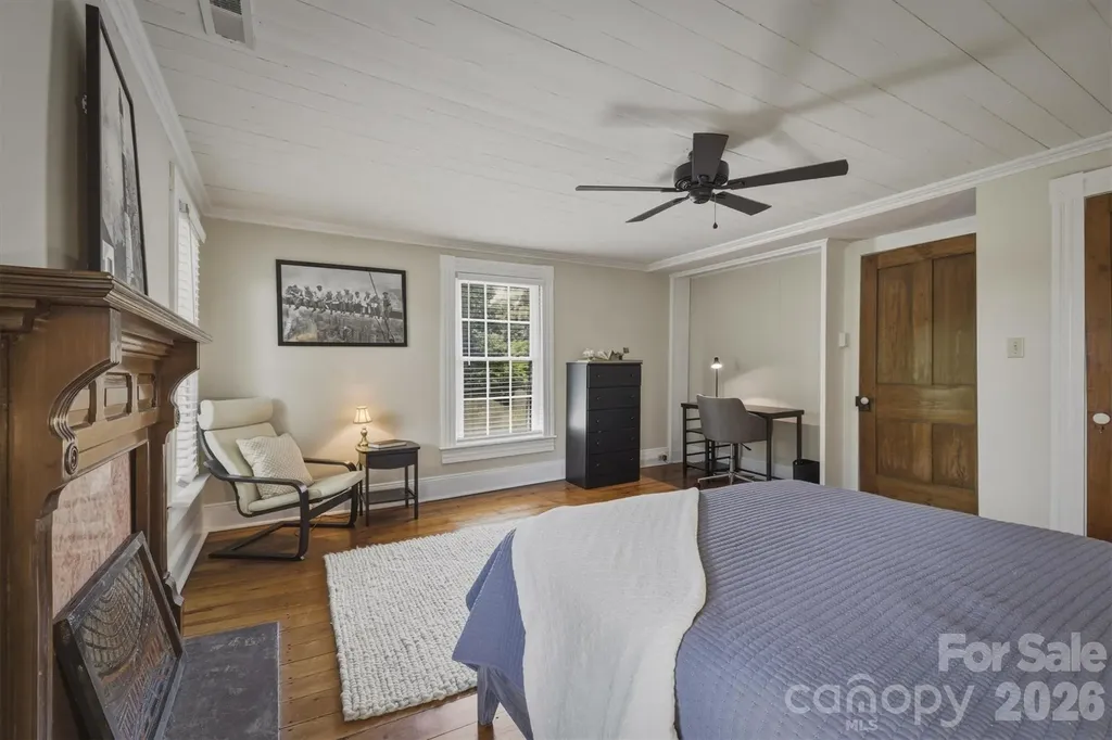 518 Lenoir Street Morganton NC 28655