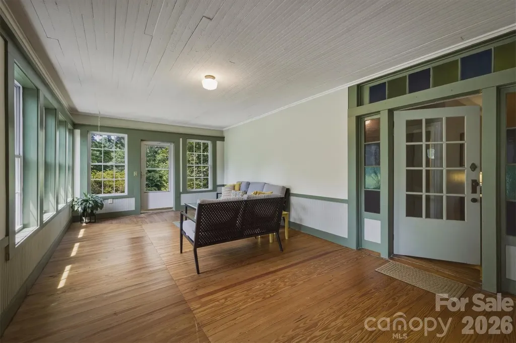 518 Lenoir Street Morganton NC 28655