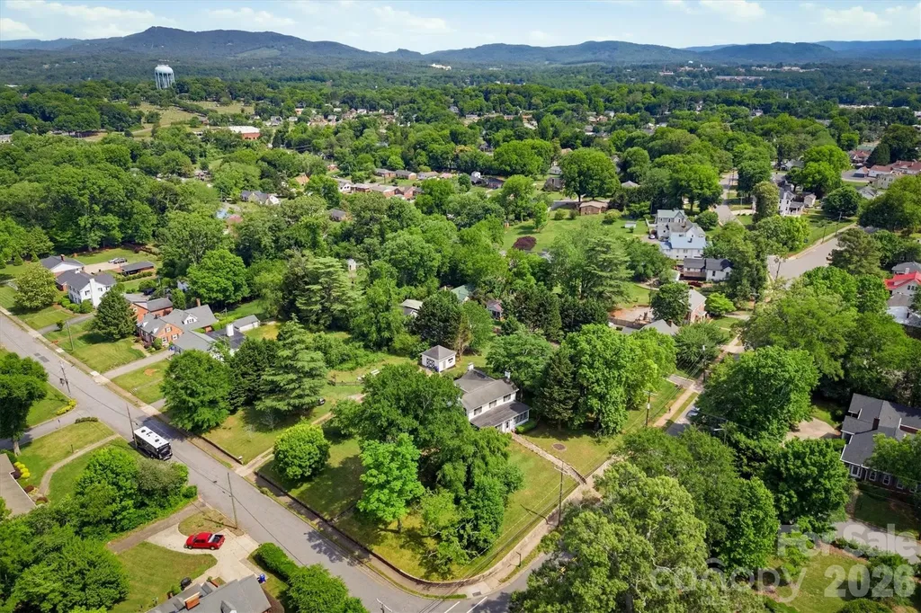 518 Lenoir Street Morganton NC 28655