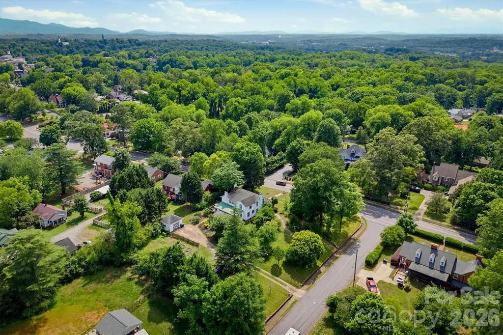 518 Lenoir Street Morganton NC 28655
