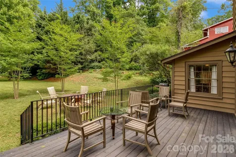 75 Charles Street Saluda NC 28773