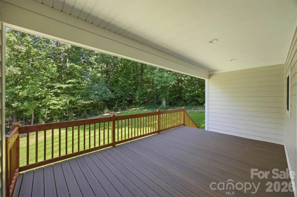 107 Meadow View Street Morganton NC 28655