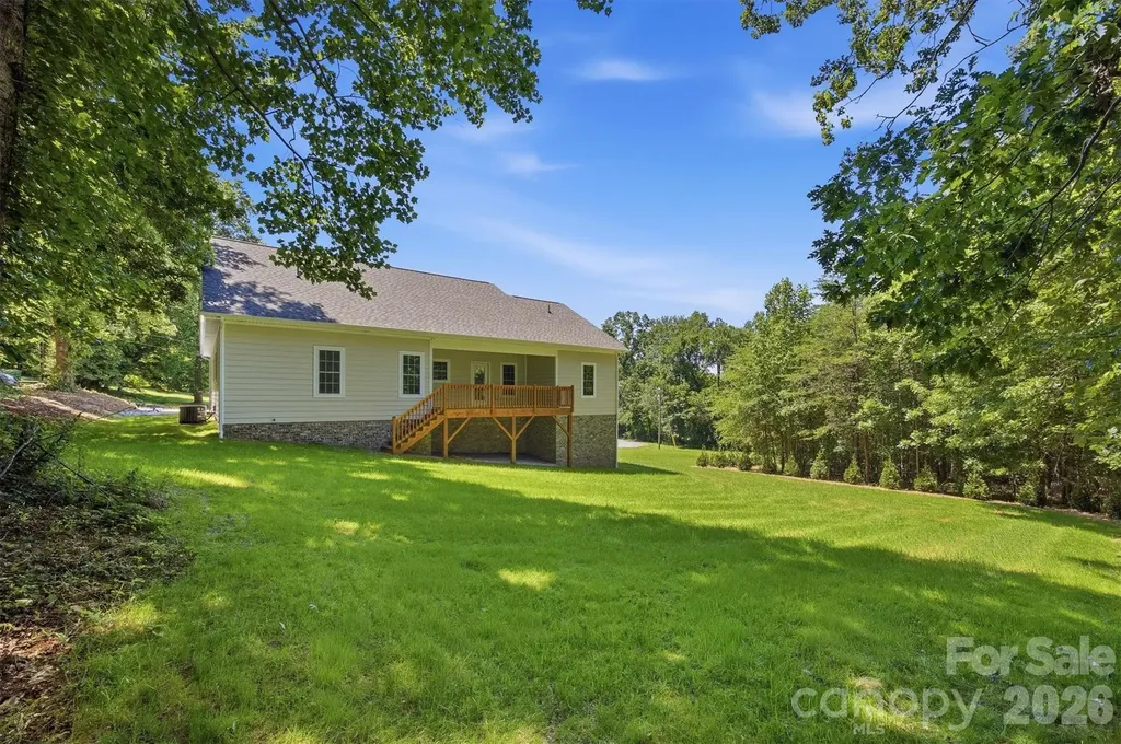107 Meadow View Street Morganton NC 28655