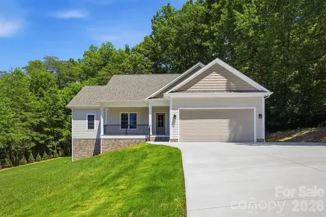 107 Meadow View Street Morganton NC 28655