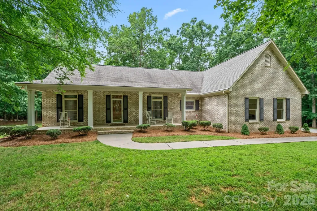 434 Yachtsman Point Lexington NC 27292