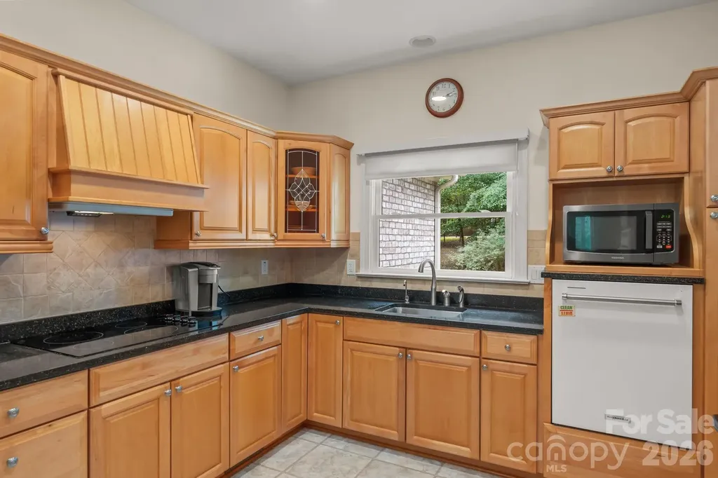 434 Yachtsman Point Lexington NC 27292