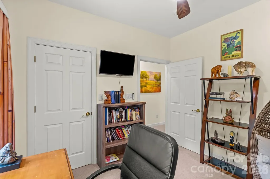 434 Yachtsman Point Lexington NC 27292