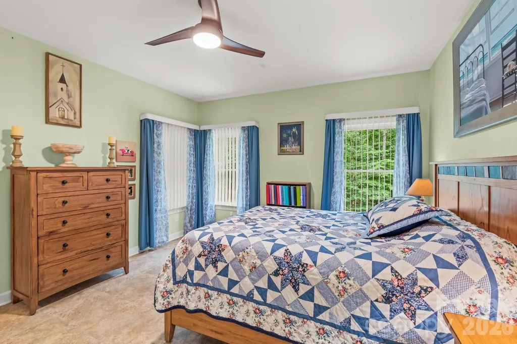 434 Yachtsman Point Lexington NC 27292