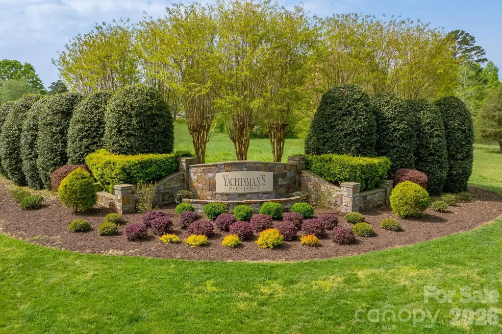 434 Yachtsman Point Lexington NC 27292