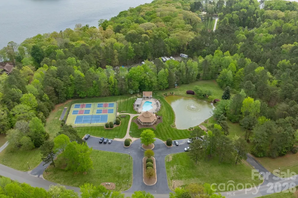 434 Yachtsman Point Lexington NC 27292
