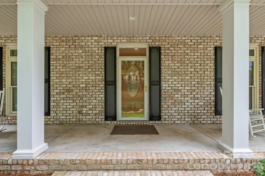 434 Yachtsman Point Lexington NC 27292