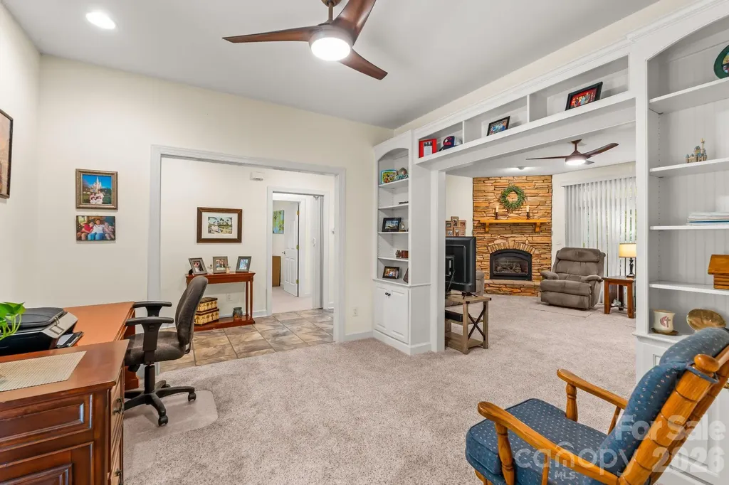 434 Yachtsman Point Lexington NC 27292