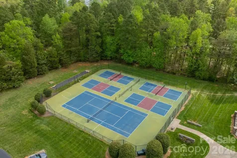 434 Yachtsman Point Lexington NC 27292