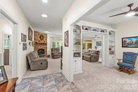 434 Yachtsman Point Lexington NC 27292