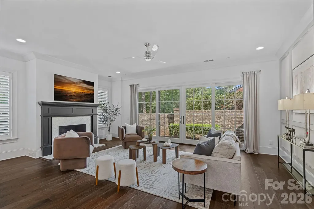 2023 Lynnwood Drive Charlotte NC 28209