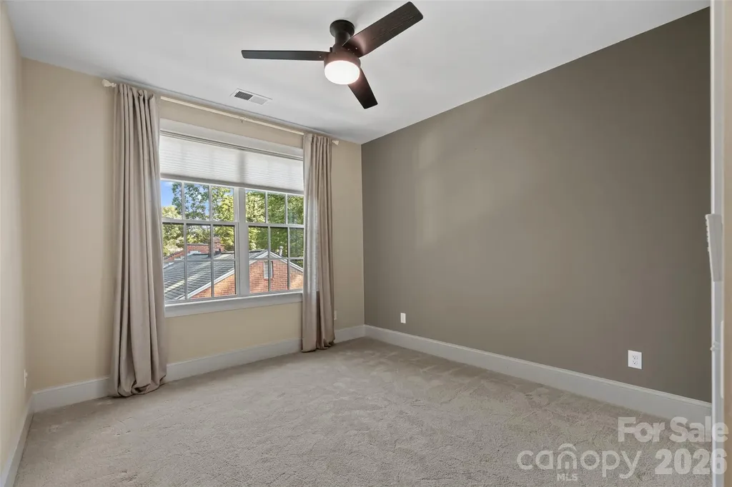2023 Lynnwood Drive Charlotte NC 28209